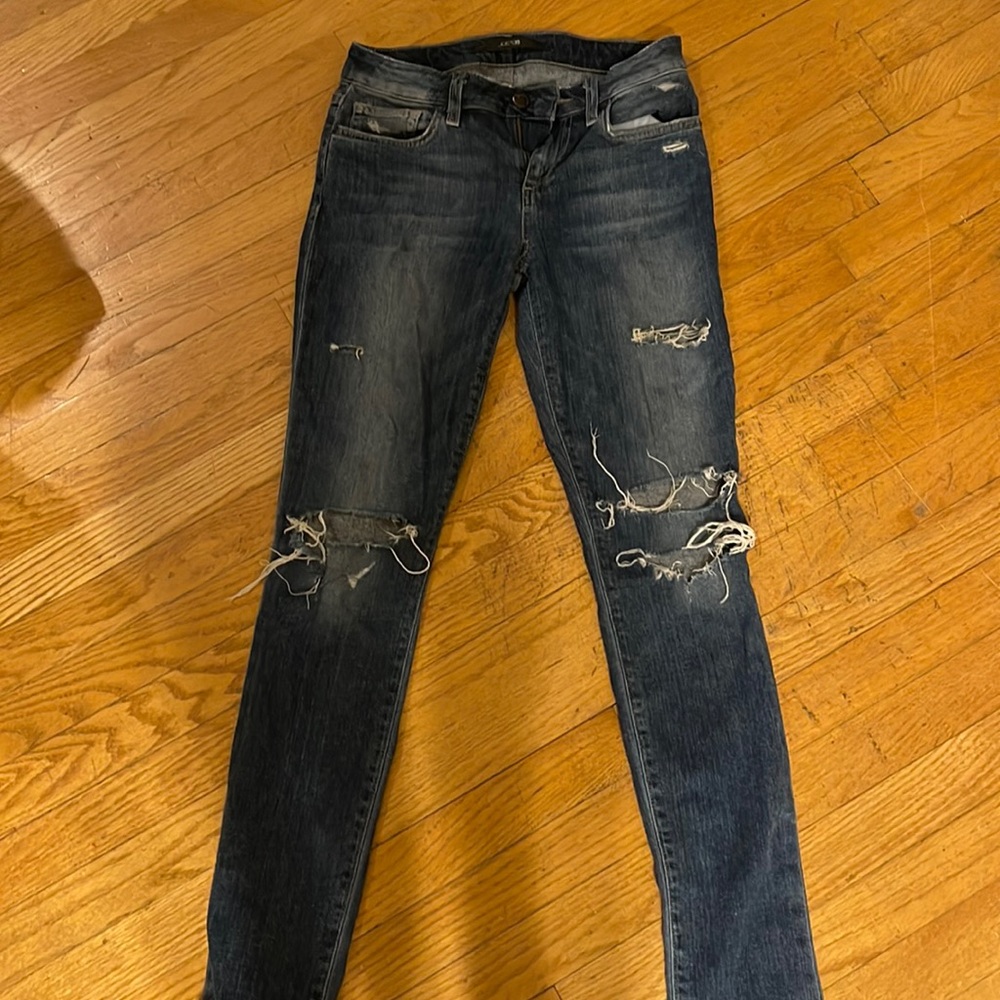 Joes ripped mid wash jeans, size 25